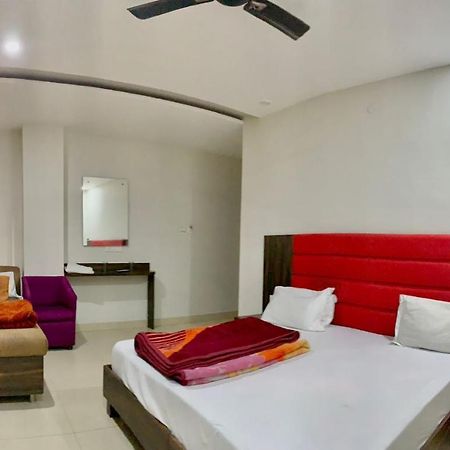Hotel Sukhman Residency Amritsar Exteriör bild