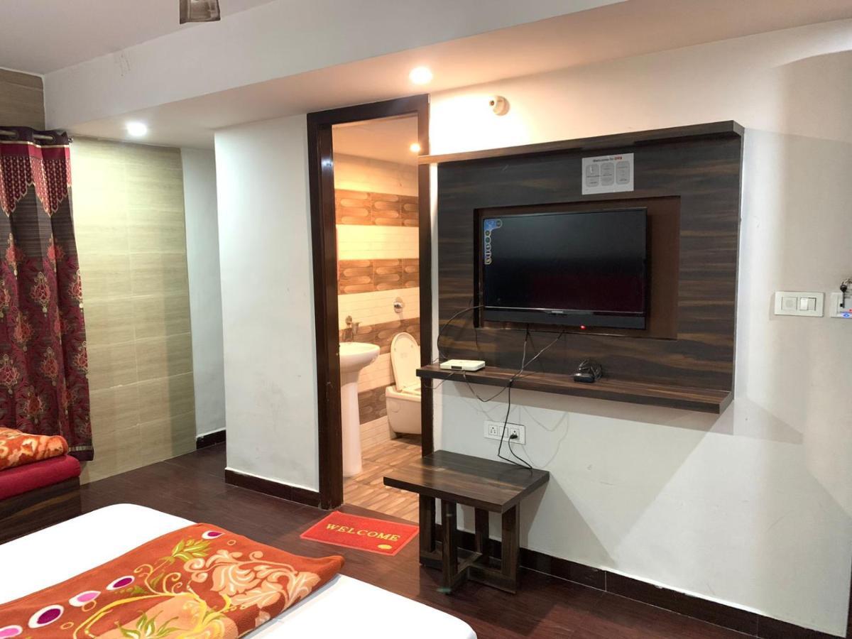 Hotel Sukhman Residency Amritsar Exteriör bild