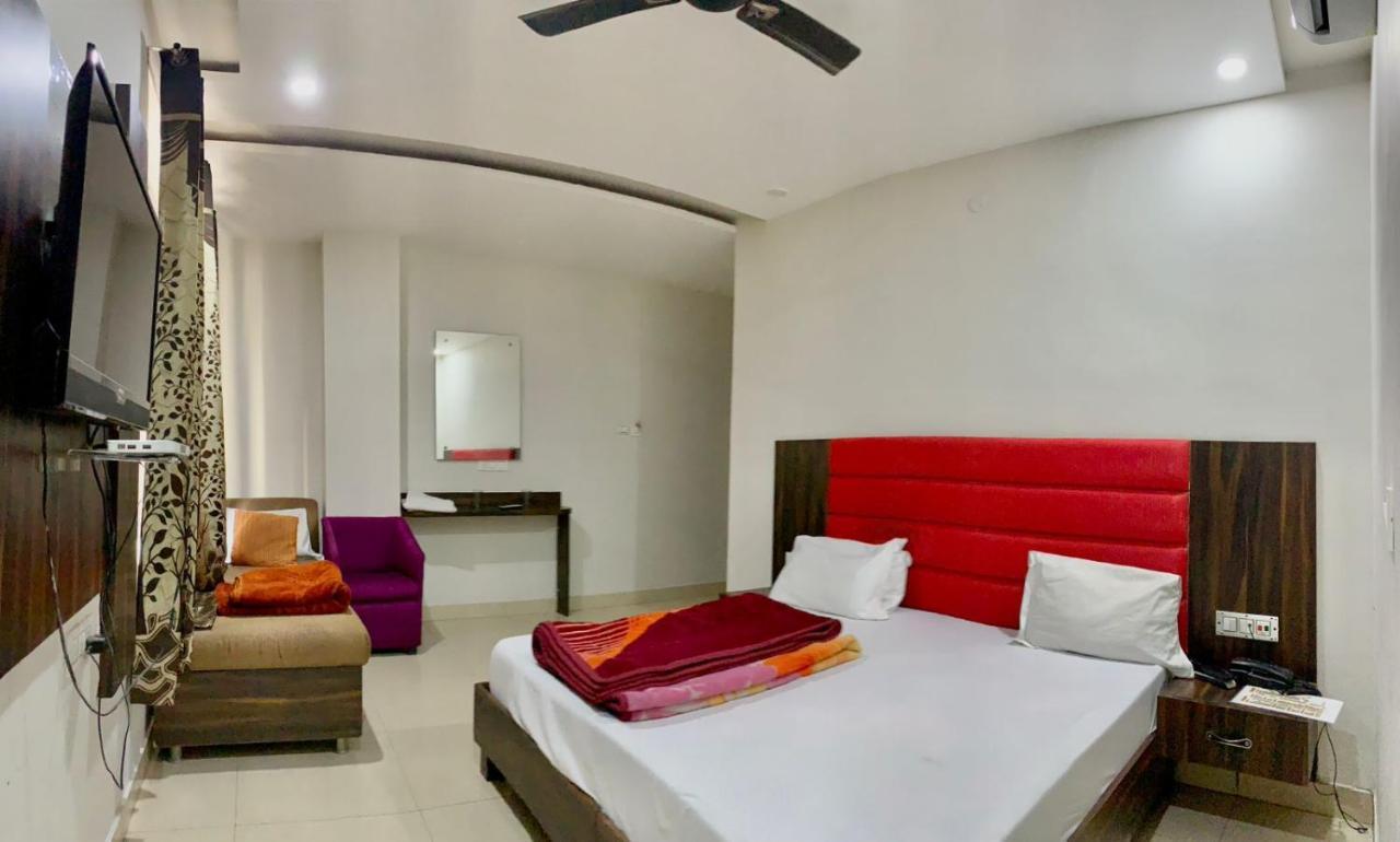 Hotel Sukhman Residency Amritsar Exteriör bild