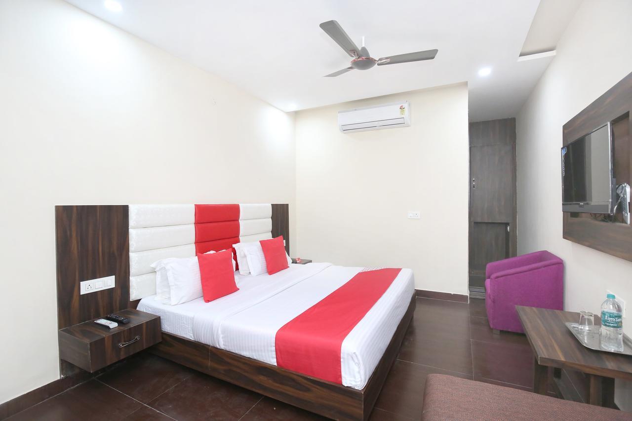 Hotel Sukhman Residency Amritsar Exteriör bild