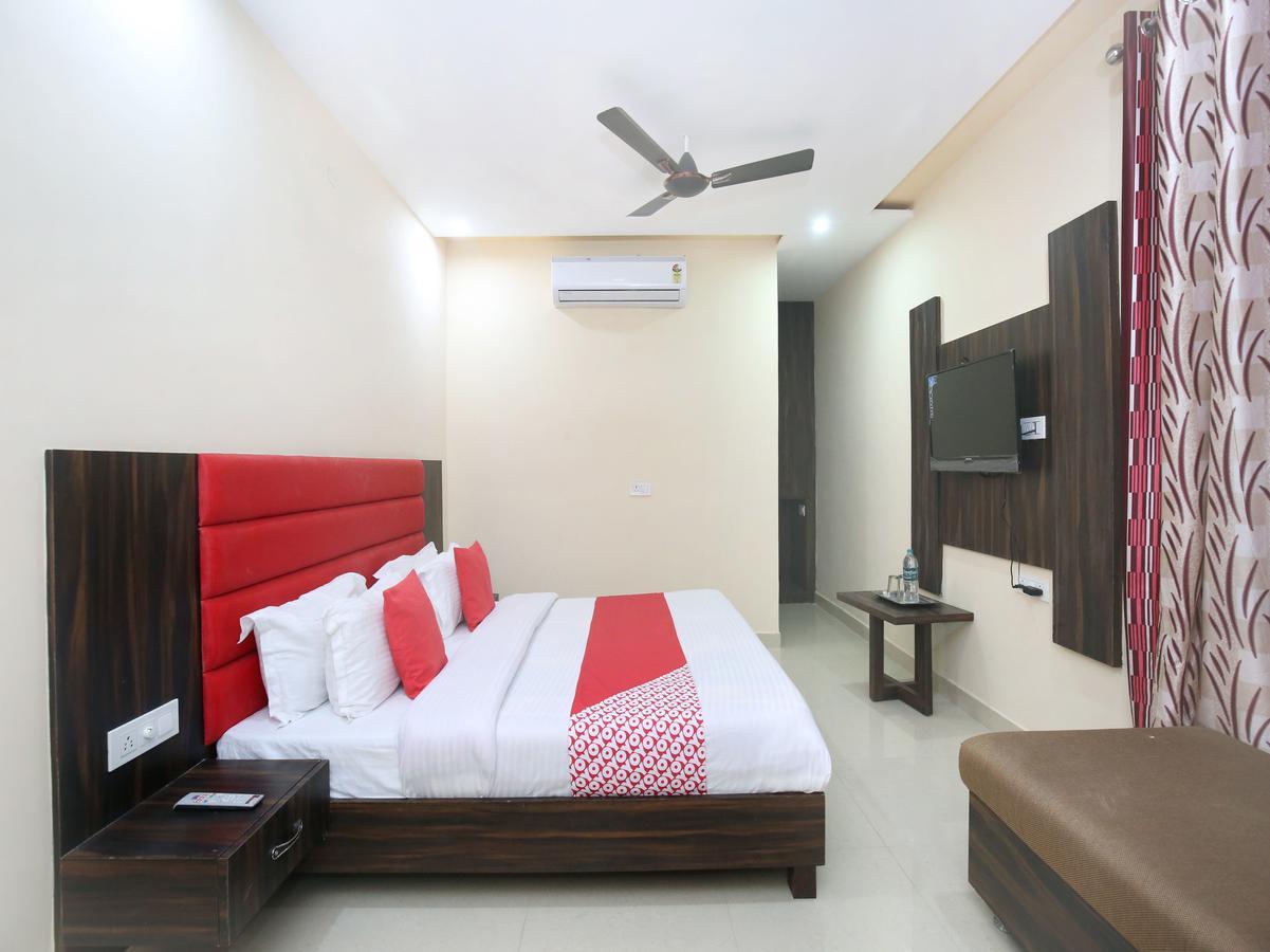 Hotel Sukhman Residency Amritsar Exteriör bild