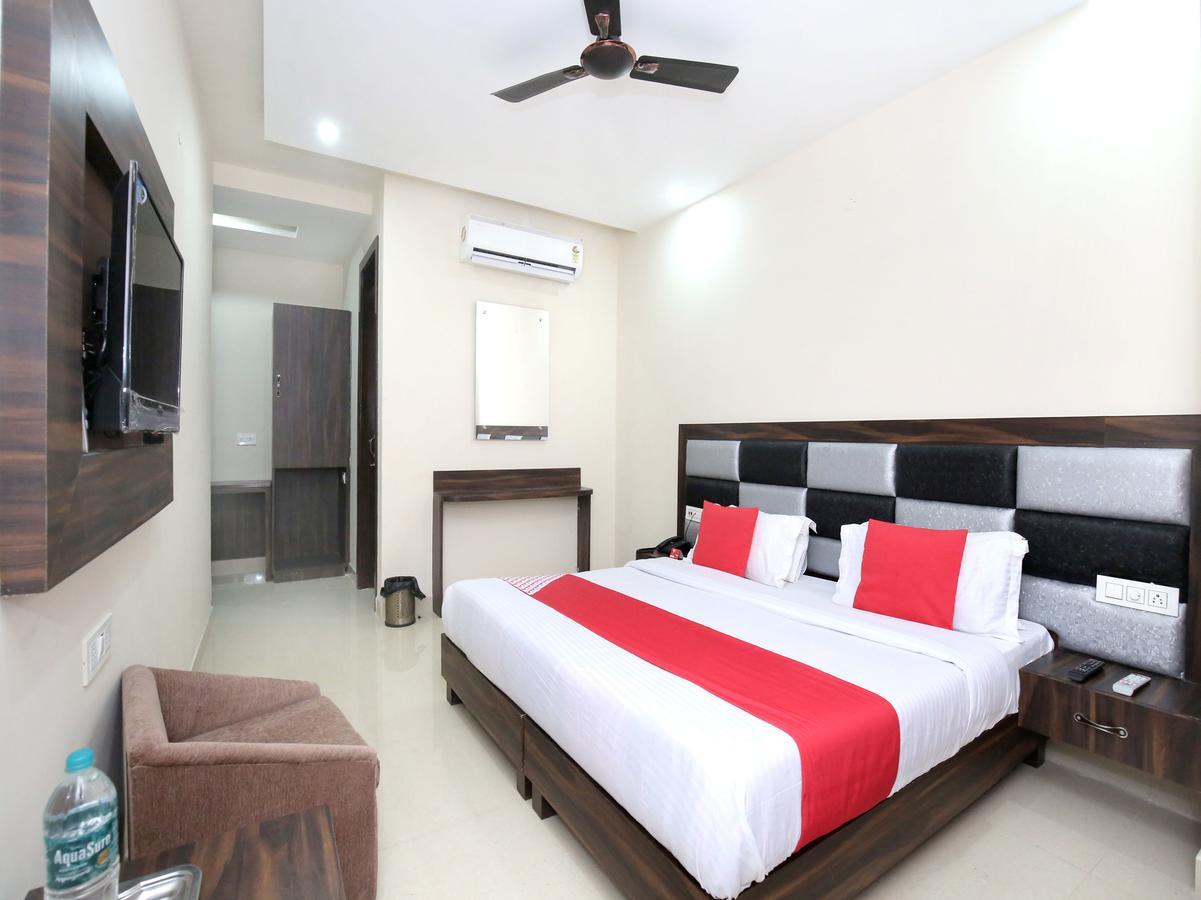 Hotel Sukhman Residency Amritsar Exteriör bild