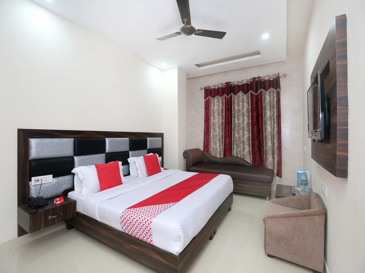 Hotel Sukhman Residency Amritsar Exteriör bild