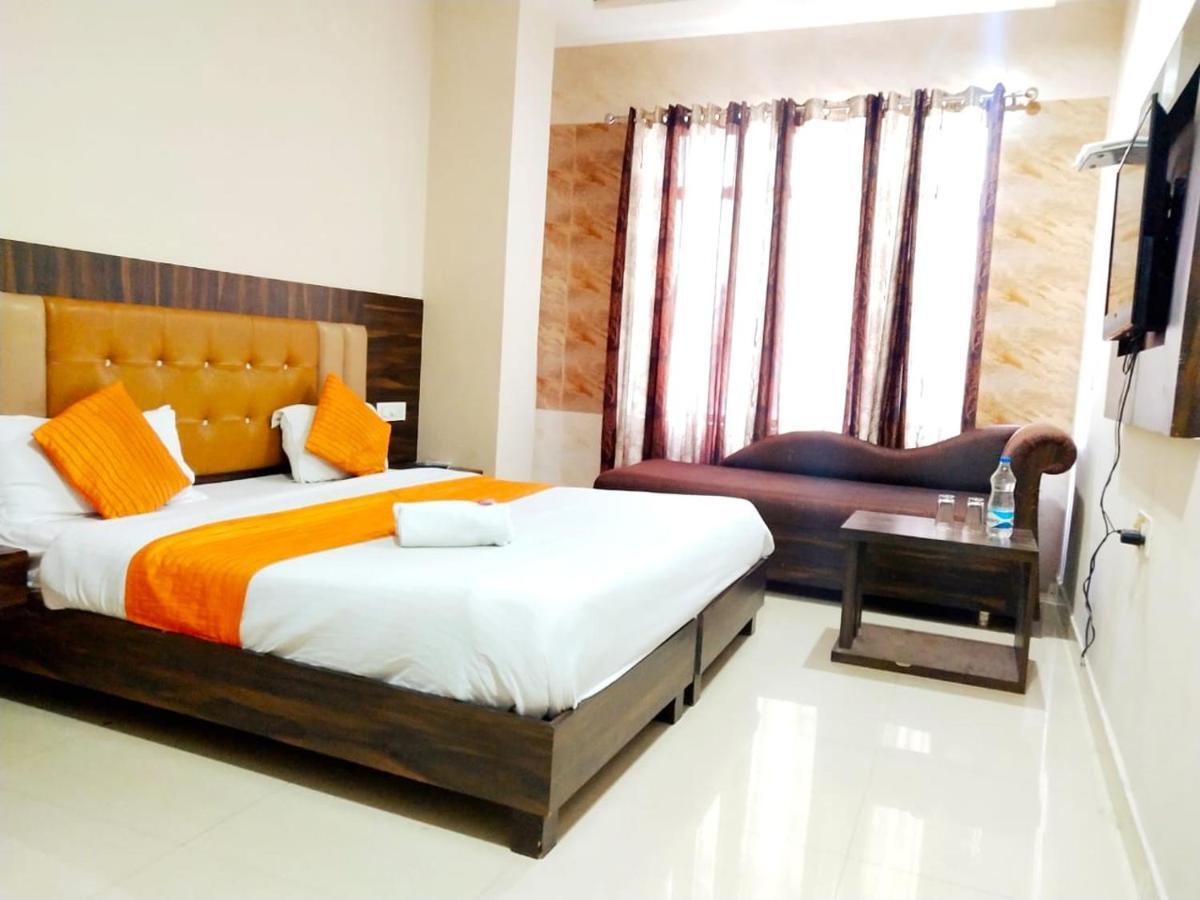 Hotel Sukhman Residency Amritsar Exteriör bild