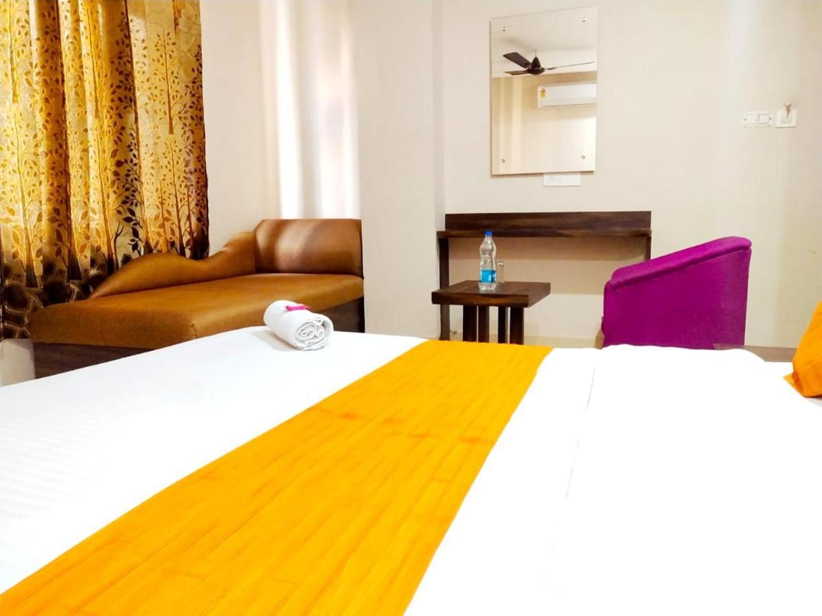 Hotel Sukhman Residency Amritsar Exteriör bild