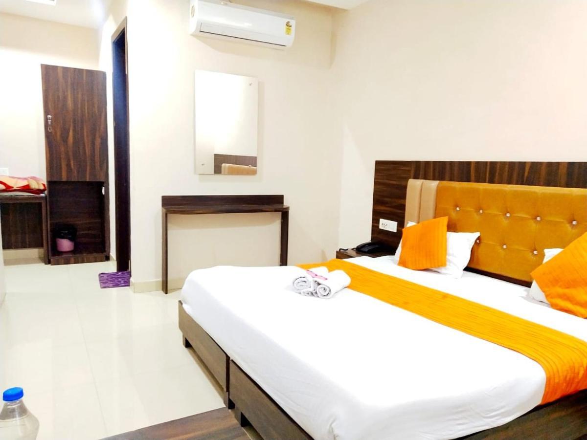 Hotel Sukhman Residency Amritsar Exteriör bild